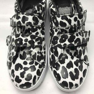 GOATS womens shoes animal print black and white size 9 great condition